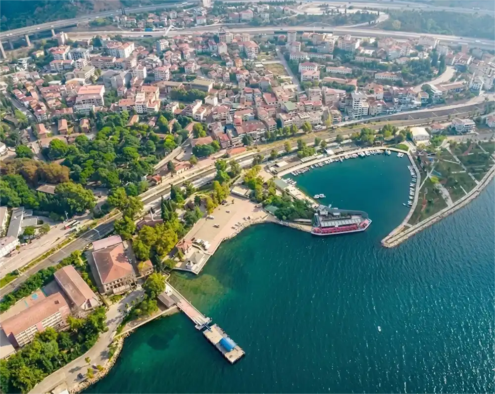 المدن القريبة من اسطنبول